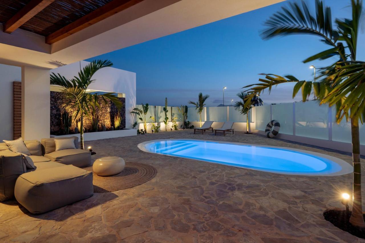 Villa Noma - Design Space With Pool In Corralejo Ngoại thất bức ảnh